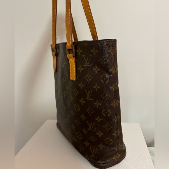 Louis Vuitton Vavin GM Shoulder Bag - Picture 3 of 9
